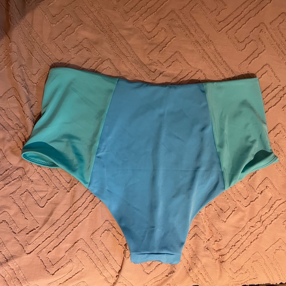Parade Boyshort Bikini Bottoms 2XL - Blue Crush